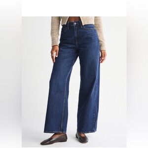 Abercrombie High Rise Wide Leg Jean - 28 Long